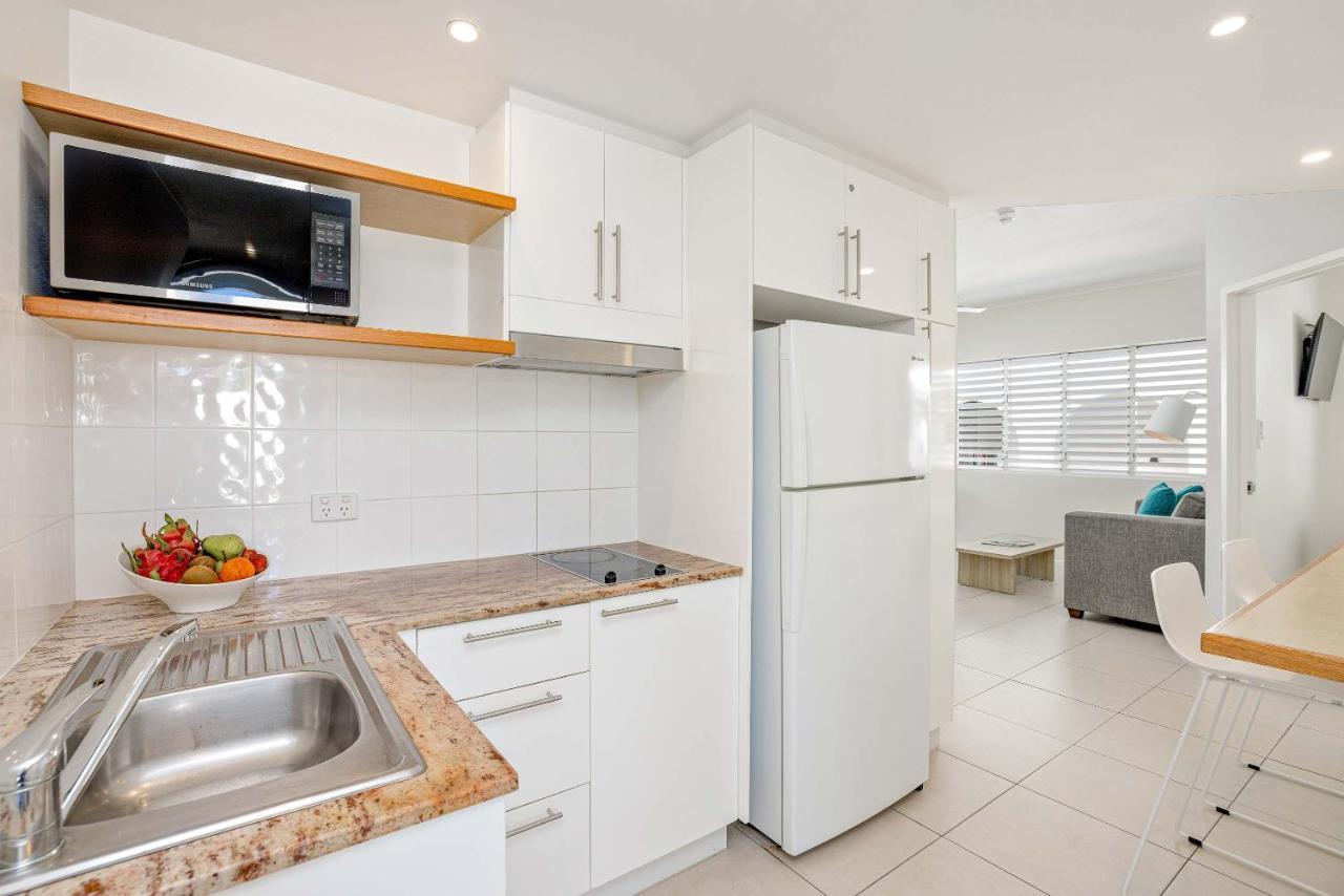 Hotel Mantra PortSea Port Douglas Esterno foto